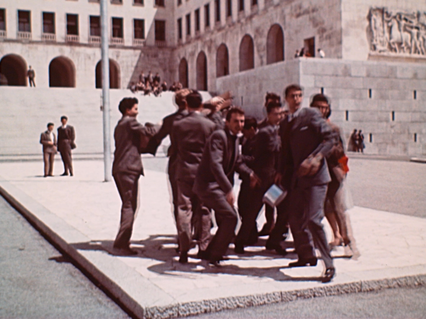 Frame estratto dal film “Pagine d’Università”, di Anna Gruber (1956).  Biblioteca Civica A. Hortis - Archivio Diplomatico e Fondi Archivistici