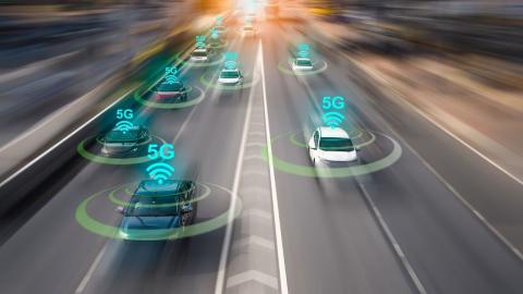 immagine 5G su guida autonoma automobili